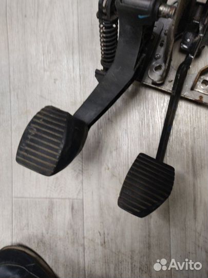 Педаль педальный узел Peugeot 308 I рестайлинг 1.6