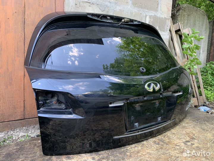 Infiniti fx35 fx45 крышка багажника черная