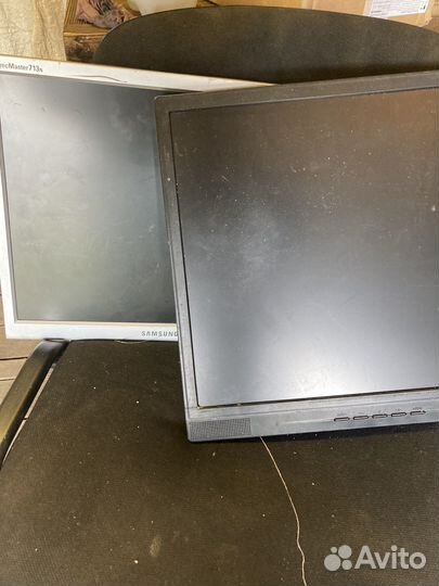 Монитор Samsung