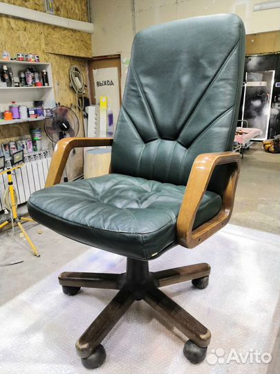 Кресло офисное