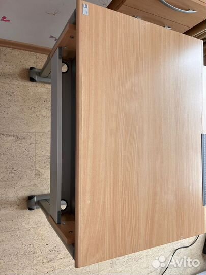 Комьютерный стол moll