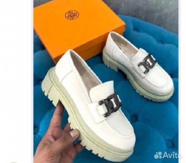 Лоферы женские