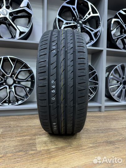 Roadstone Eurovis Sport 04 235/35 R19 91Y