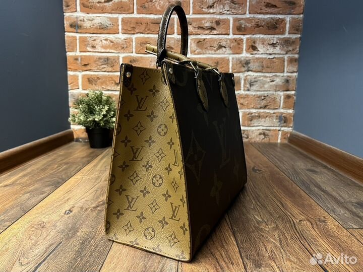 Сумка Louis Vuitton