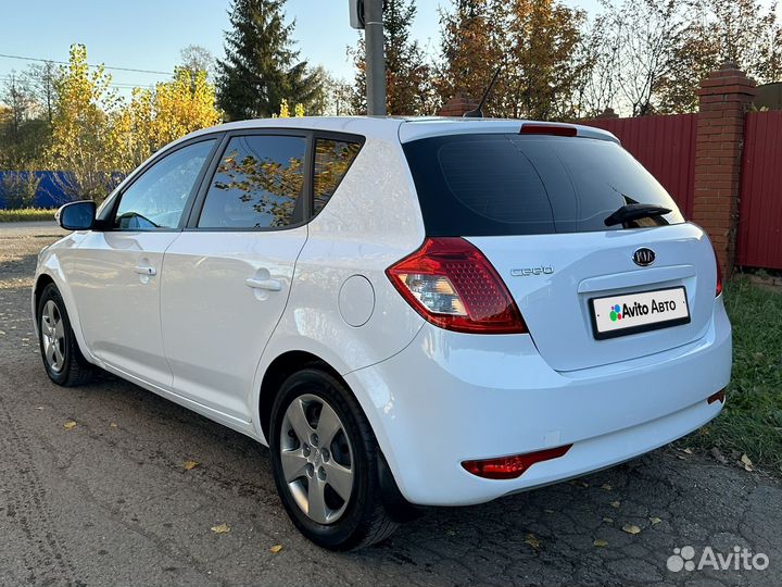 Kia Ceed 1.6 AT, 2011, 138 000 км