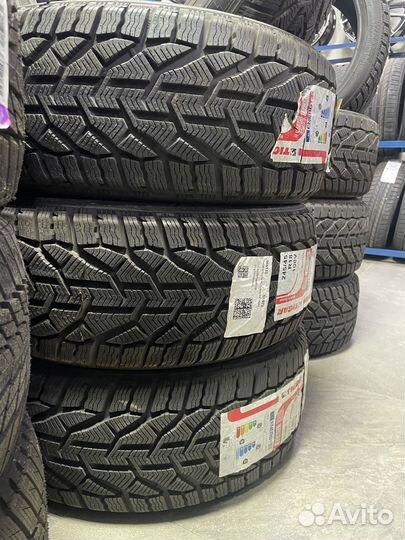 Tigar Winter 245/45 R18 100V
