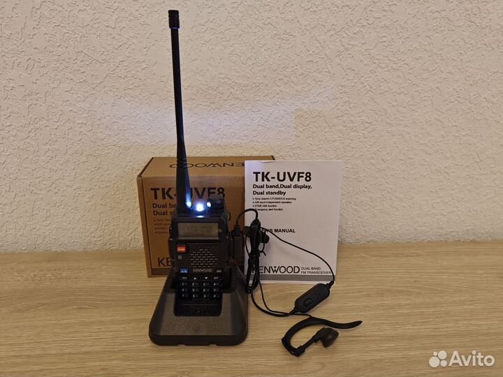 Рация TK-UVF8 Kenwood двухдиапазонная с гарнитурой