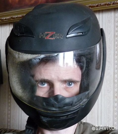 Мото шлем Hizer размер S (оплавленный с боку)