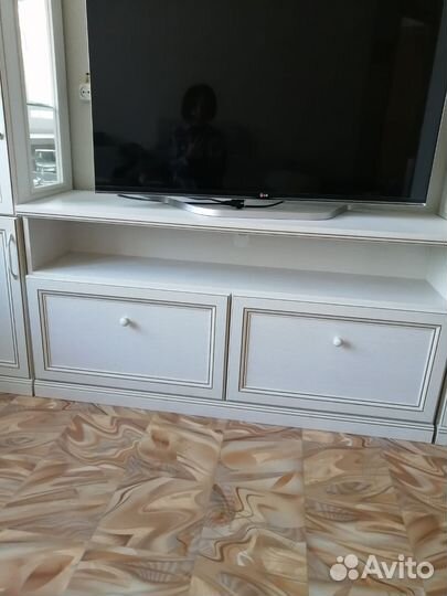 Комод белый