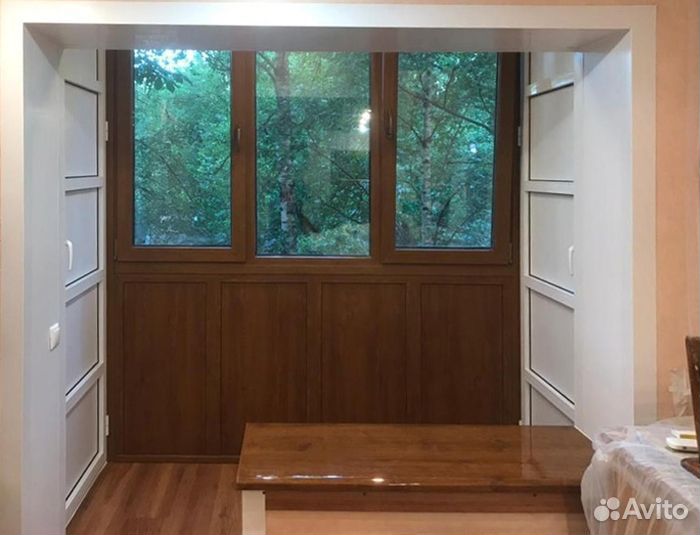 Остекление балконов под ключ