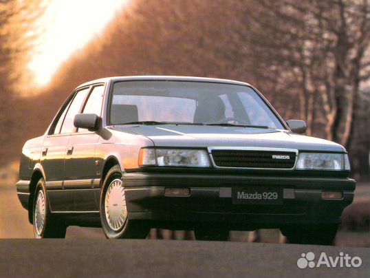 Указатель поворота правый mazda 929