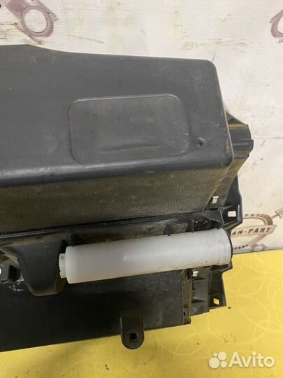 Infiniti QX60 L50 Бардачок