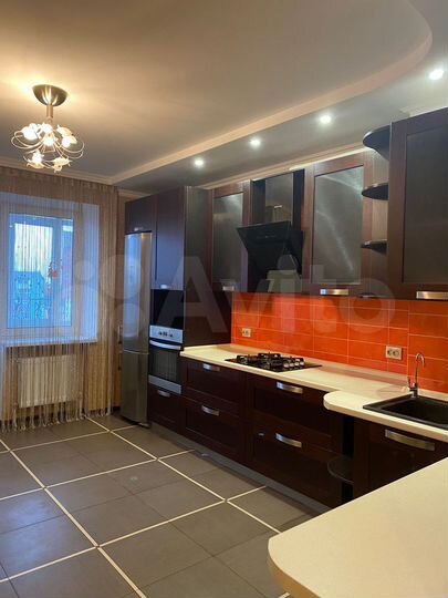 3-к. квартира, 90 м², 11/11 эт.