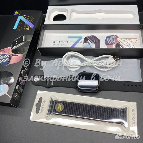 Apple Watch 8 45мм (black, neylon)