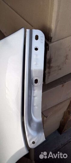 Крыло приора правое цвет серебристый снежная корол