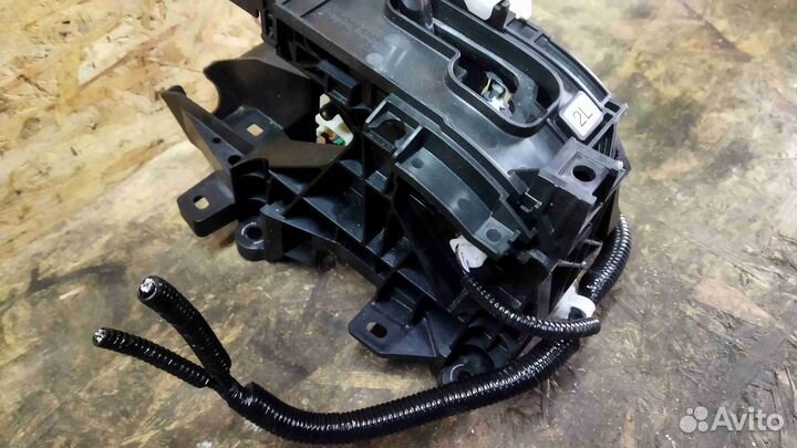 Селектор АКПП Toyota RAV4