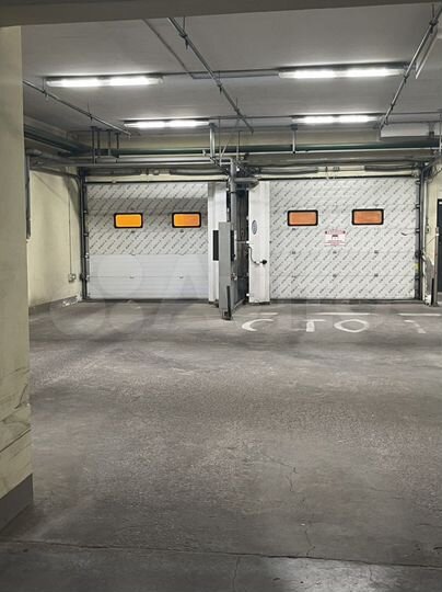 Машиноместо