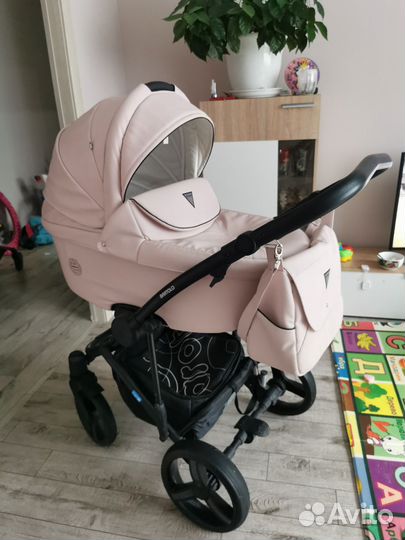 Продам коляску 2 в 1