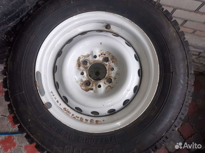 Продам комплект зимних колёс в сборе