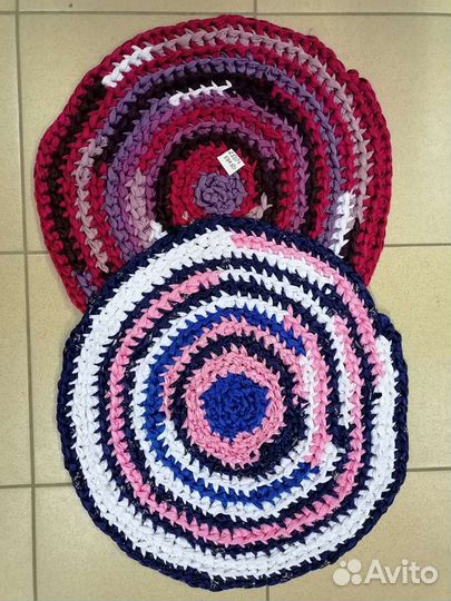 Коврик ручной работы