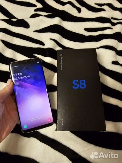 Телефон Samsung galaxy s8