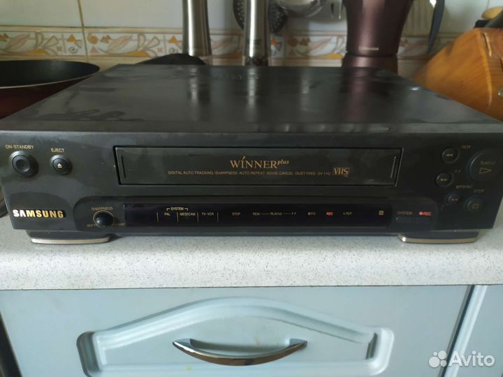 Пишущий видеоплеер Samsung SV-11Q