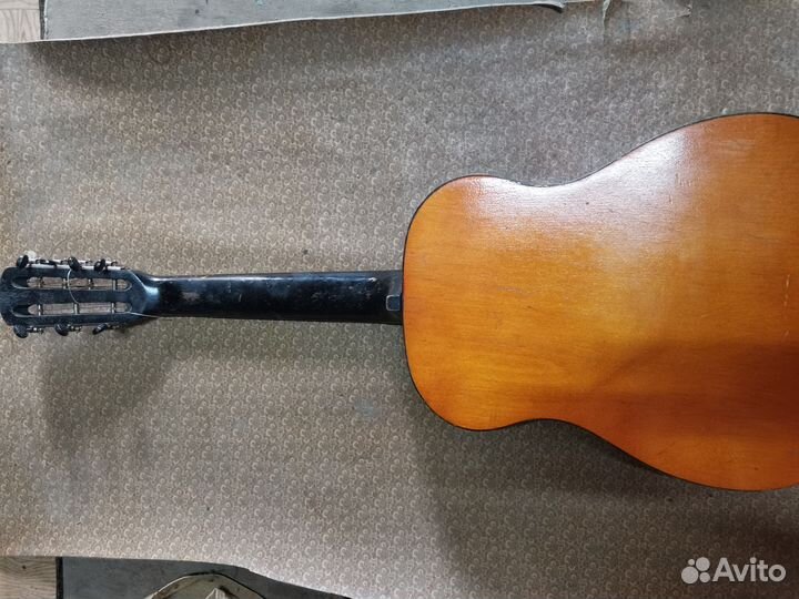 Акустическая гитара 7-ми струнная