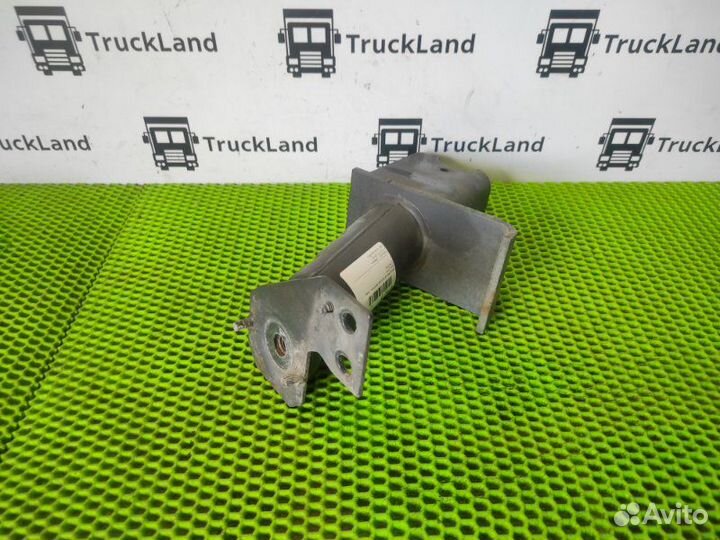 Кронштейн усилителя бампера правый Volvo Fh 4