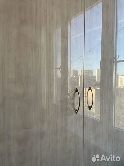 Шкафы и комод бу