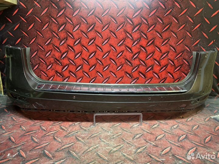 Бампер задний Volkswagen Touareg 2 2011-2014