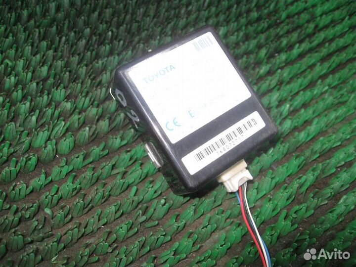 Блок центрального замка Toyota Corolla Verso R1 2