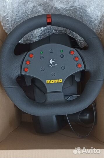 Игровой руль logitech momo racing
