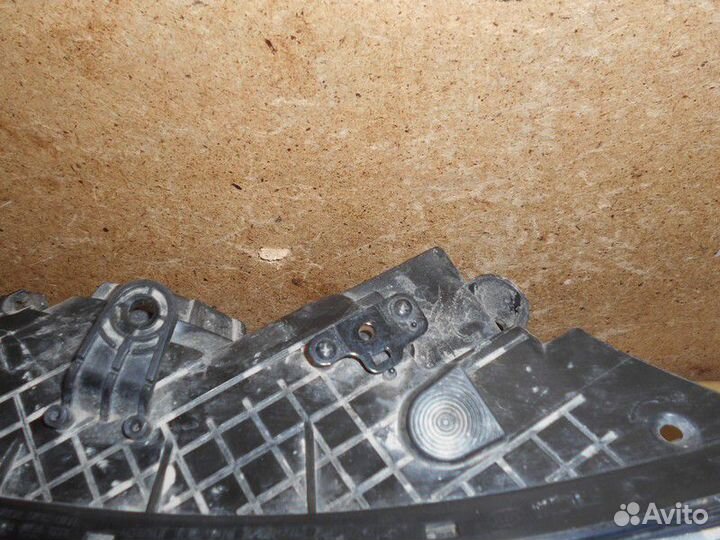 Фара левая Kia Ceed (2012-2018)