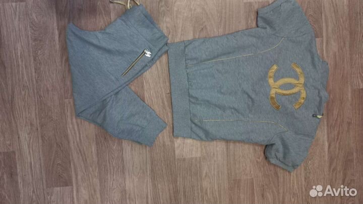 Спортивный костюм