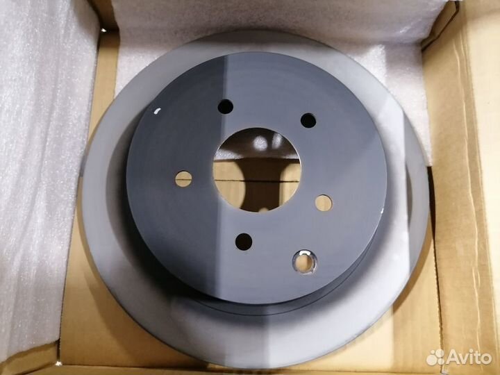 Диск тормозной задний Nissan Pathfinder R52