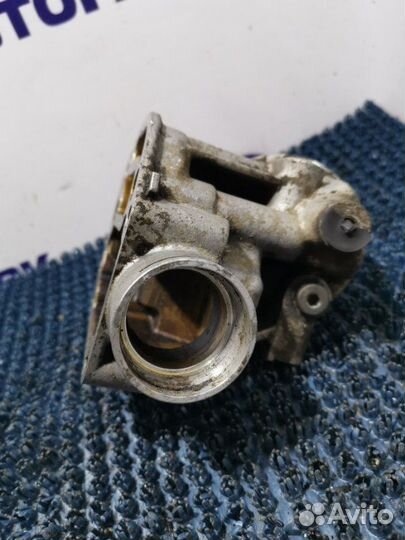 Кронштейн масляного фильтра двигателя Volkswagen G