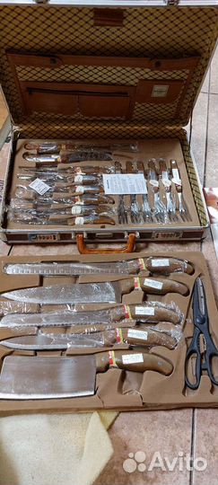 Набор кухонных ножей в дипломате