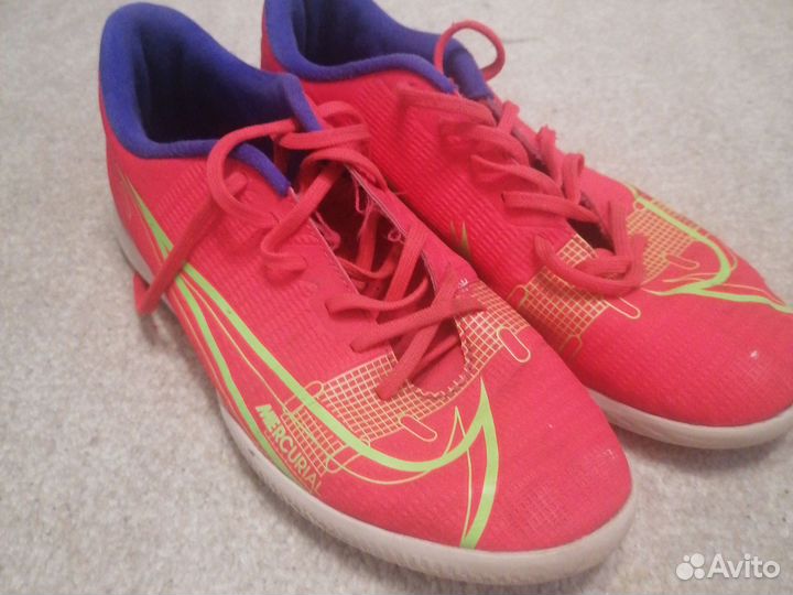 Футбольные бутсы nike mercurial