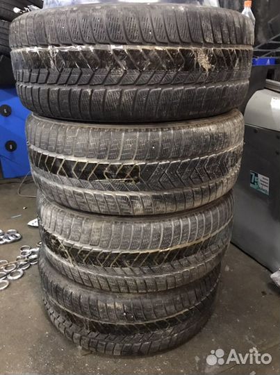 Pirelli Scorpion Winter 255/55 R19 111H