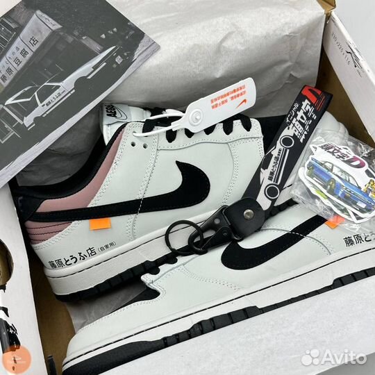 Кроссовки Nike SB Dunk Low X initial D Toyota AE86