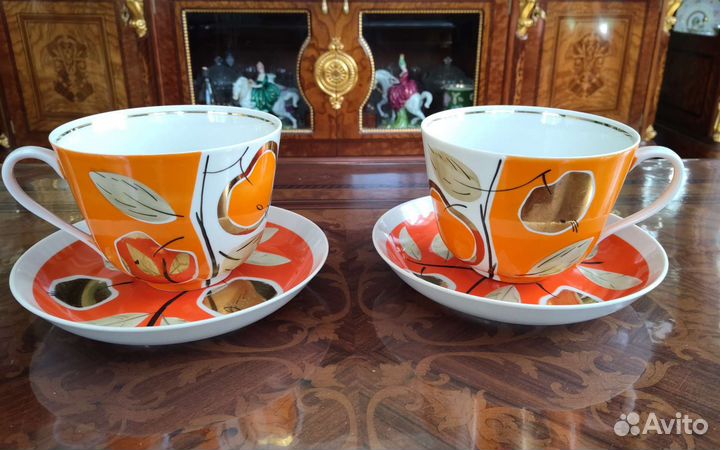 Большие чайные чашки золотое яблоко Дулево