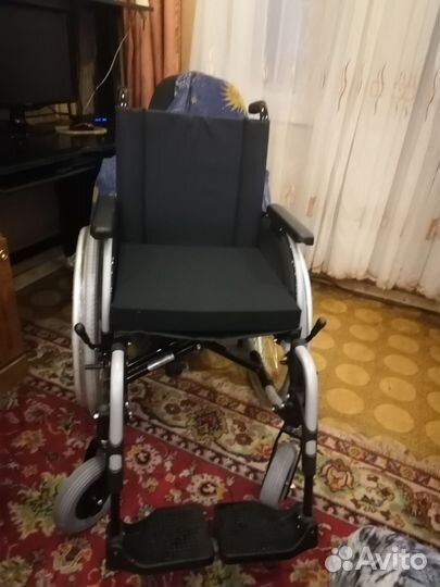 Инвалидная коляска новая