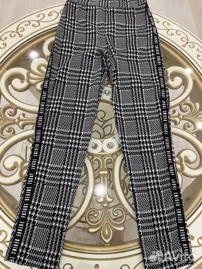 Брюки на девочку 140