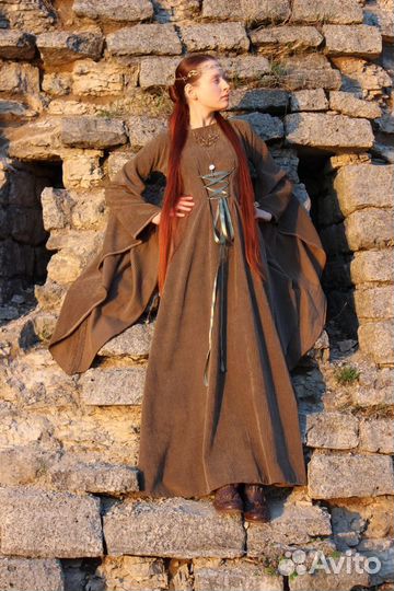 Платье средневековое фантазийное вельветовое