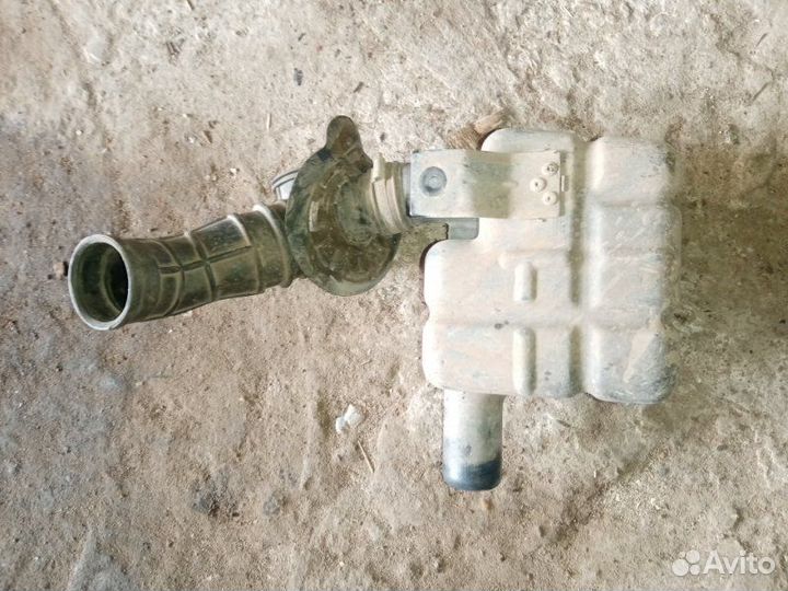 Резонатор воздушного фильтра Daewoo Nexia 100