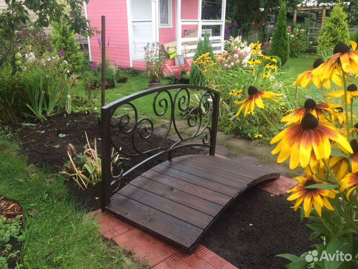 Мостик садовый