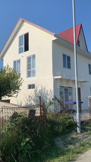 Дом 170 м² на участке 5 сот.