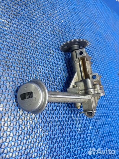 Масляный насос Renault Logan 1 седан K4MA690 2012