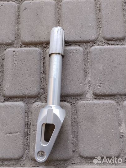 Вилка для трюкового самоката