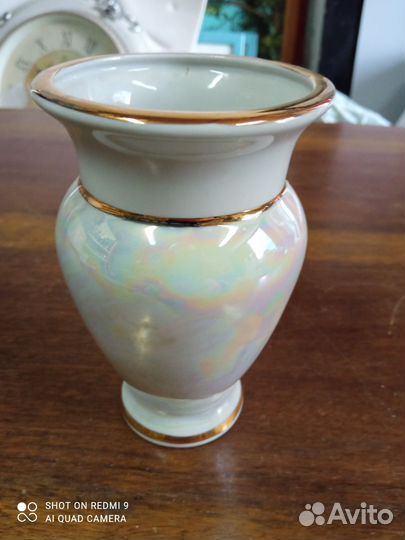 Маленькая вазочка, фарфор